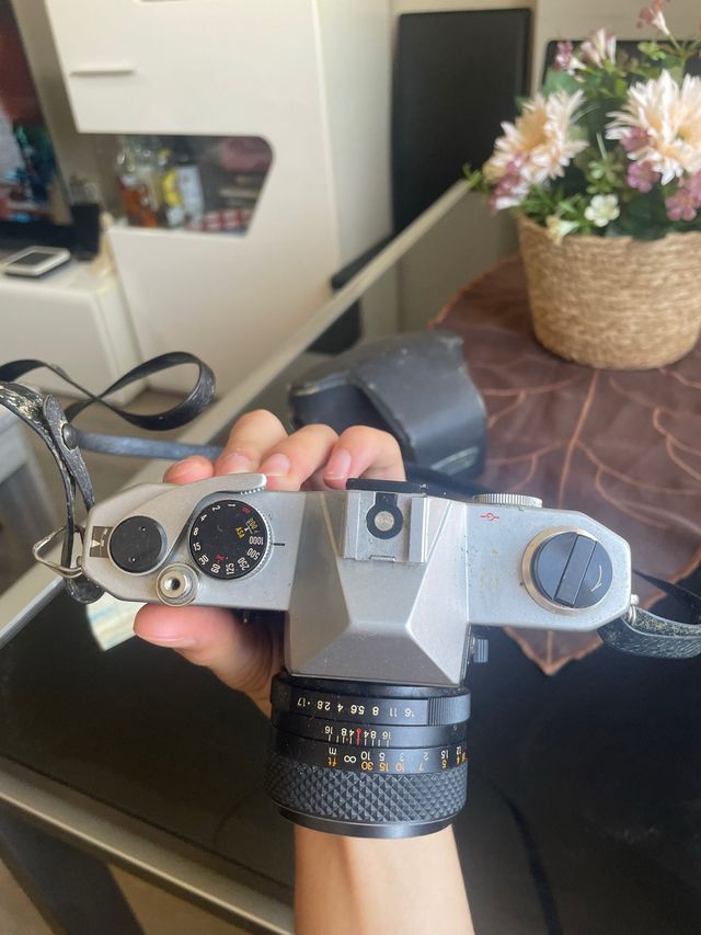 YASHICA TL-Electro SLR 35mm