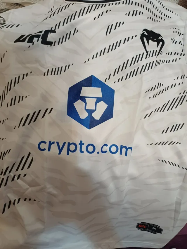 Camiseta UFC Topuria Solo Talla XL