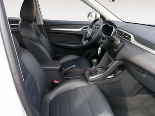 MG ZS Luxury