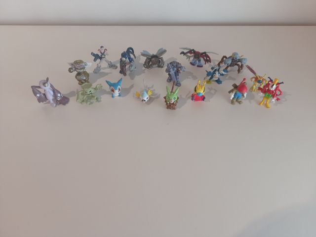 DIGIMON MINI BANDAI LOTE DE 17 FIGURAS LEER