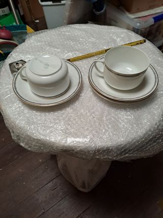 2 tazas porcelana doradas