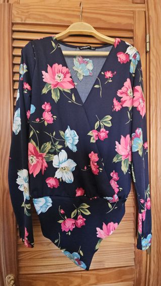 Body floral STRADIVARIUS