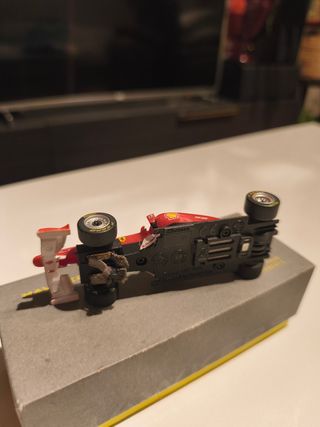 Mandos Scalextric Tr6 - 2 uds y coche Ferrari