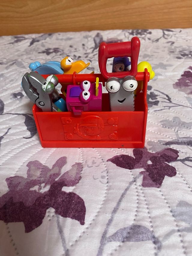 Manny Manitas y algunas herramientas