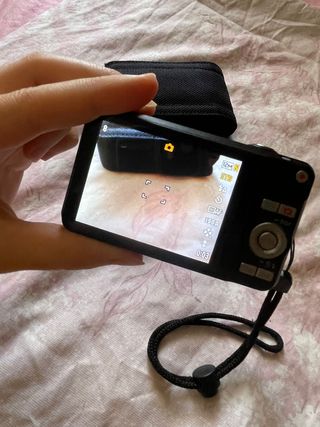 Cámara Casio Exilim - 12.1 MP