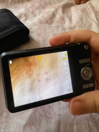 Cámara Casio Exilim - 12.1 MP