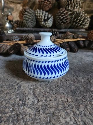 Azucarero porcelana Sargadelos azul y blanco