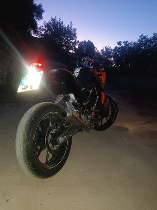KTM Duke 125 2011