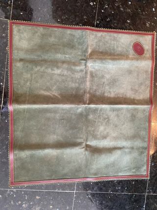 Mantel Loewe: Piel verde