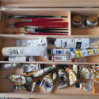 Maletín pintura + paleta + pinceles + óleos 