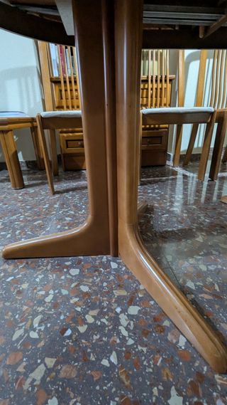 Mesa comedor ovalada extensible