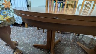 Mesa comedor ovalada extensible
