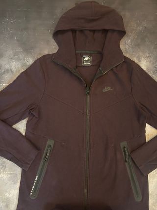 tuta Nike Tech fleece viola