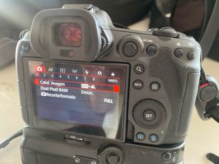 Canon EOS R5 + Objetivo 24-105 
