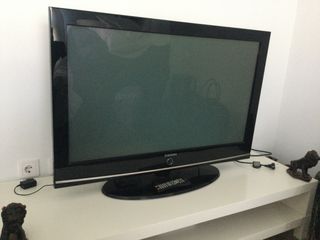 TV Samsung 42" Plana - Negro + modulo smart tv 