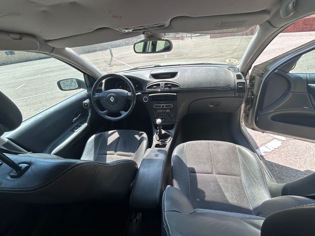 Renault Laguna 2006 diesel 130cv etiqueta b