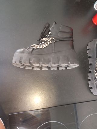 Botas Miu Miu 38 mujer. Precio negociable 
