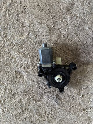 Motor elevalunas coche