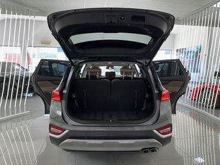 HYUNDAI SANTA FE 2.2 CRDI STYLE 200CV AUTO. AWD 7 