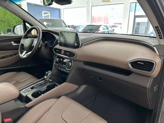 HYUNDAI SANTA FE 2.2 CRDI STYLE 200CV AUTO. AWD 7 