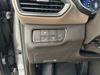 HYUNDAI SANTA FE 2.2 CRDI STYLE 200CV AUTO. AWD 7 