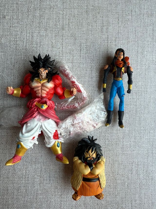 3 Figuras DBZ: Gogeta, Turles, Otro