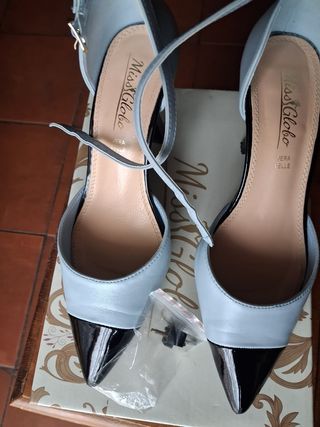 Scarpe MissGlolbo blu e nere