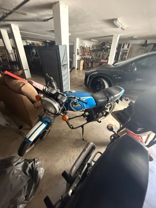 Yamaha 650 XJ - Moto clásica mas otra de regalo