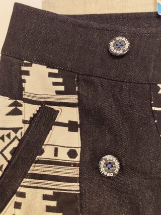 Falda Desigual M - Negra y Blanca