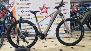 CUBE REACTION HYBRID ONE 800