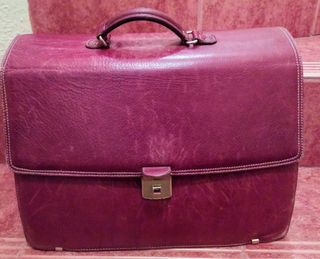 Maleta piel DAVILETTO morada
