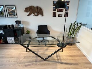 Mesa despacho diseño metal cristal