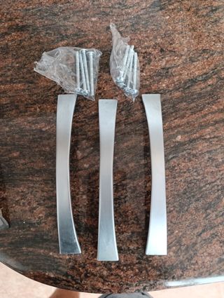 Tiradores armario metal - plata