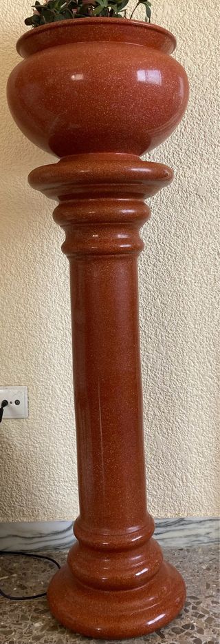 Macetero pedestal rojo - piedra artificial