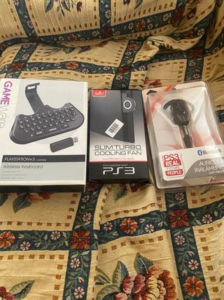 Accesorios PS3: Teclado, Ventilador, Auriculares
