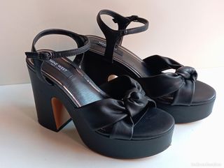 Sandalias Nine West negras
