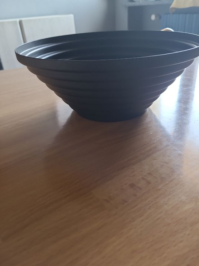 Cestino Alessi nero in metallo