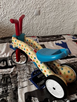 Andador Chicco, estrellas
2-3 años