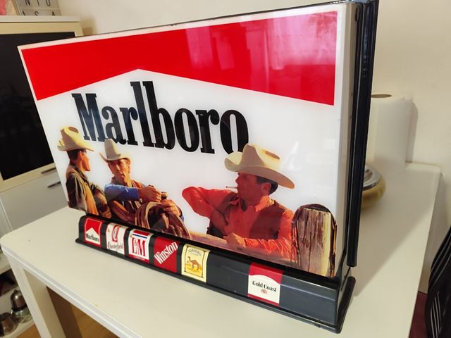 Expositor Cigarrillos Vintage