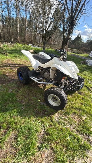 Suzuki LTZ