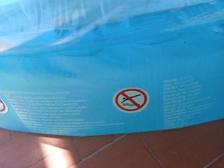 Piscina infantil  regalan  bolas, tela impermeable