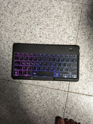 Teclado Bluetooth LED