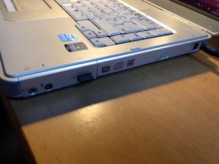 Portátil Compaq Presario - Plata