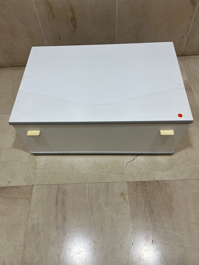 Armario conejera blanco son tres piezas