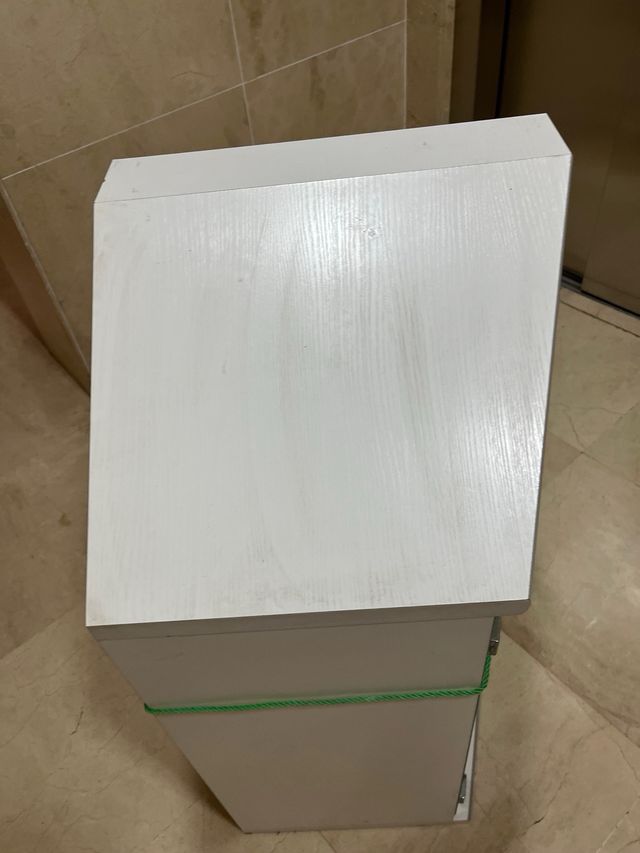 Armario conejera blanco son tres piezas