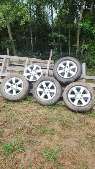 Llantas 18" Mitsubishi Montero V80