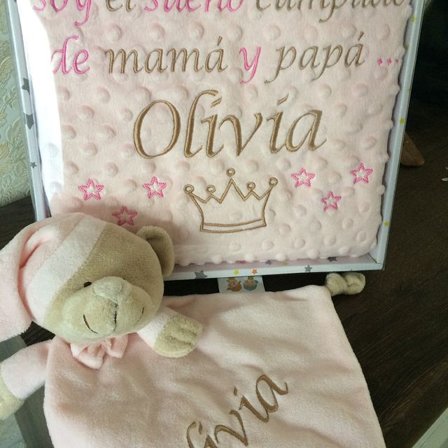 Manta y peluche personalizados Bebé