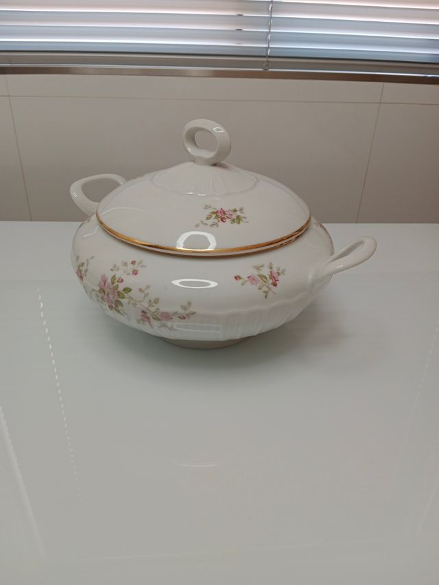 Sopera Irabia porcelana