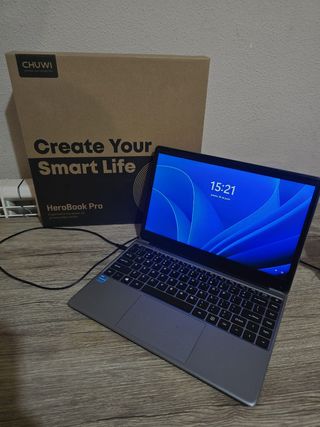 Chuwi HeroBook Pro - Portátil Gris.