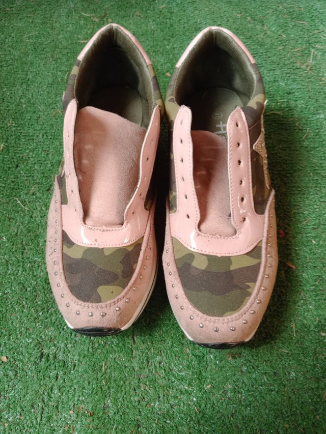 SAPATILHAS DE DESIGN MILITAR DE CAMUFLAGEM ROSA